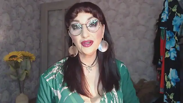 Snapshot of Aziza1 chatting on 1, 6, 2026 Aziza1 online show from 1, 6, 2026