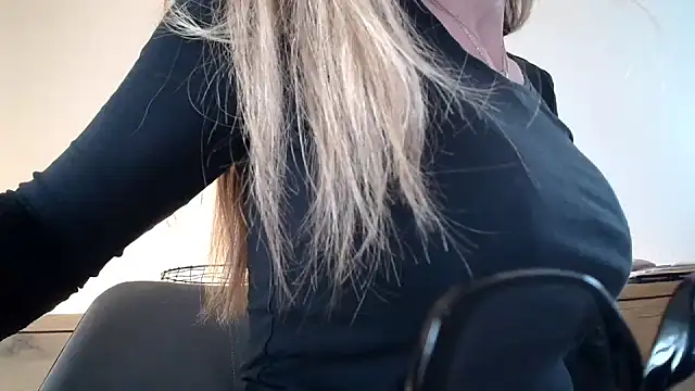 Etwas neugierig online show from 8, 1, 2025