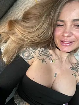 Etwas neugierig online show from 14, 2, 2025