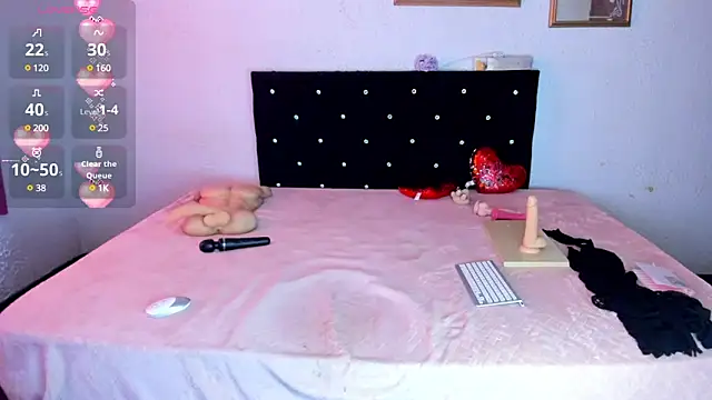 Silver Lovee online show from 31, 1, 2025