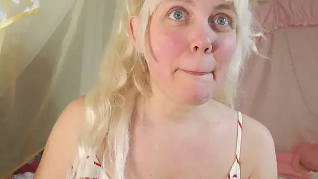 Snapshot of SunnySylvia chatting on 16, 2, 2026 SunnySylvia online show from 16, 2, 2026