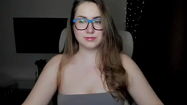 SeasonalSomeone online show from 7, 11, 2025