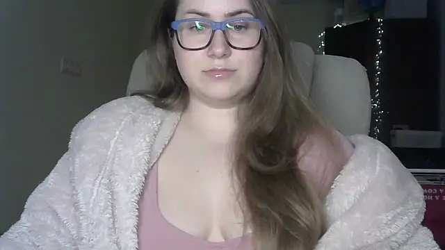 Snapshot of SeasonalSomeone chatting on 30, 4, 2026 SeasonalSomeone online show from 30, 4, 2026