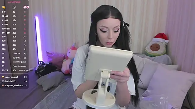 youreyesrgasm online show from 12, 1, 2025