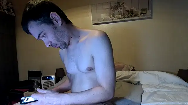 Snapshot of Ethangay chatting on 16, 4, 2026 Ethangay online show from 16, 4, 2026