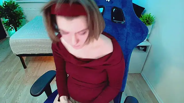 CranberryHot online show from 3, 10, 2025