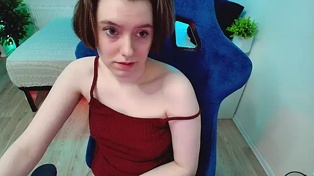 CranberryHot online show from 5, 10, 2025