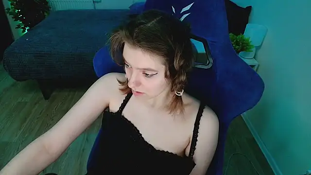 Snapshot of CranberryHot chatting on 7, 7, 2026 CranberryHot online show from 7, 7, 2026