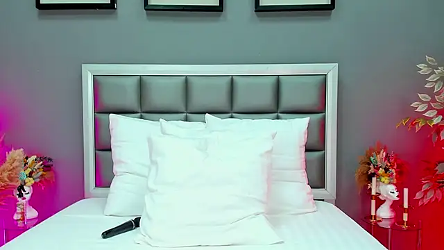 Rachel Quinn  online show from 6, 3, 2025