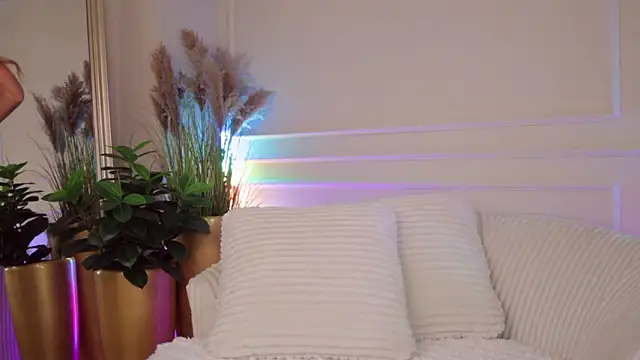 Rachel Quinn  online show from 26, 3, 2026