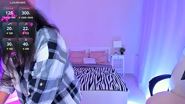 Snapshot of HelenaRegal chatting on 14, 12, 2024 HelenaRegal online show from 14, 12, 2024