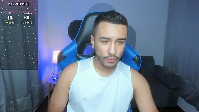 Snapshot of Nick_Moca chatting on 28, 12, 2024 Nick Moca online show from 28, 12, 2024