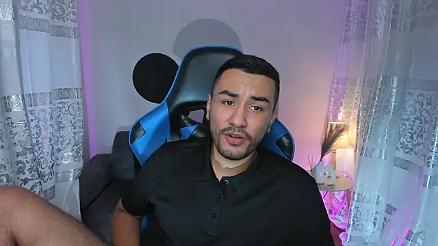 Snapshot of Nick_Moca chatting on 23, 1, 2025 Nick Moca online show from 23, 1, 2025