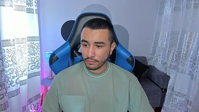 Snapshot of Nick_Moca chatting on 2, 2, 2025 Nick Moca online show from 2, 2, 2025