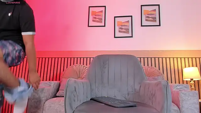 Snapshot of Nick_Moca chatting on 16, 12, 2025 Nick Moca online show from 16, 12, 2025