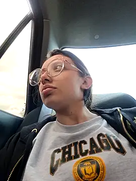 linda-schmidt online show from 12, 4, 2026