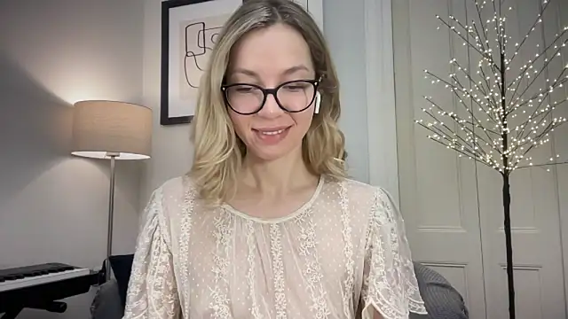 Snapshot of Cutensadistic chatting on 27, 12, 2024 Cutensadistic online show from 27, 12, 2024