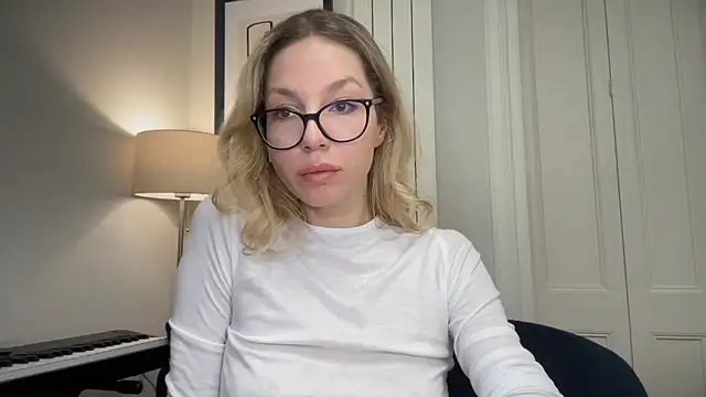 Snapshot of Cutensadistic chatting on 20, 3, 2025 Cutensadistic online show from 20, 3, 2025