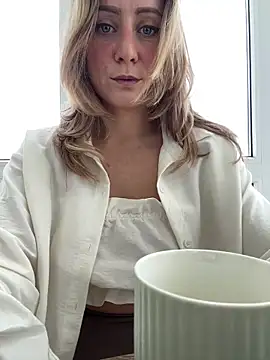 Snapshot of Puzdosia chatting on 11, 10, 2025 Puzdosia online show from 11, 10, 2025