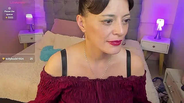  Abril W online show from 18, 2, 2025