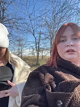 Snapshot of Model9798 chatting on 4, 3, 2026 Model9798 online show from 4, 3, 2026