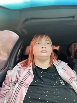 Snapshot of Model9798 chatting on 8, 4, 2026 Model9798 online show from 8, 4, 2026