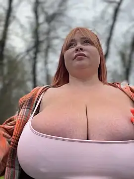 Snapshot of Model9798 chatting on 11, 4, 2026 Model9798 online show from 11, 4, 2026