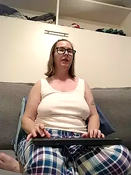 SweetandNaughty1 online show from 8, 2, 2026