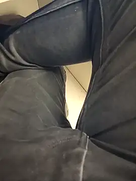 coolrocky346 online show from 12, 2, 2025