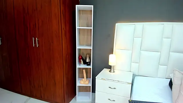 yeral2017 online show from 9, 12, 2024