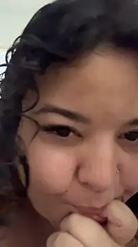 Snapshot of valentinny chatting on 11, 10, 2025 valentinny online show from 11, 10, 2025