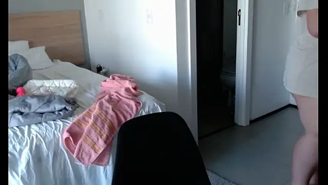 Snapshot of valentinny chatting on 27, 3, 2026 valentinny online show from 27, 3, 2026