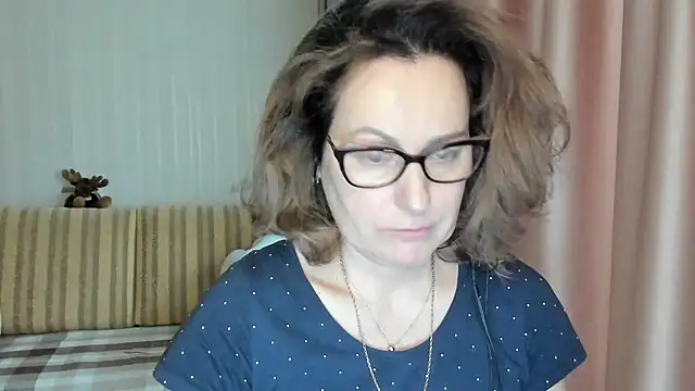 lauraoven online show from 1, 3, 2025