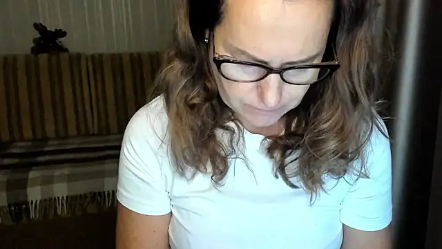 lauraoven online show from 28, 10, 2025