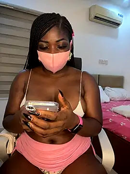 Snapshot of Sweetbootty chatting on 3, 10, 2025 Sweetbootty online show from 3, 10, 2025