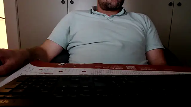Snapshot of mrbigballs chatting on 13, 6, 2026 mrbigballs online show from 13, 6, 2026