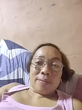 asianwet4u online show from 18, 10, 2025