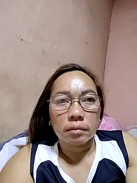 asianwet4u online show from 2, 11, 2025