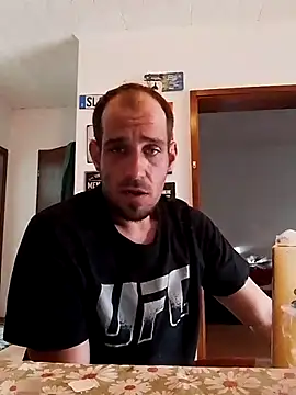 Snapshot of Codymc89 chatting on 1, 6, 2026 Codymc89 online show from 1, 6, 2026