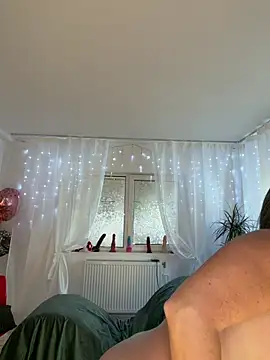 Snapshot of Alimela chatting on 1, 4, 2026 Alimela online show from 1, 4, 2026