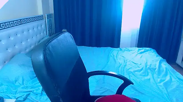 Snapshot of SonyaHotMilf chatting on 24, 7, 2026 SonyaHotMilf online show from 24, 7, 2026
