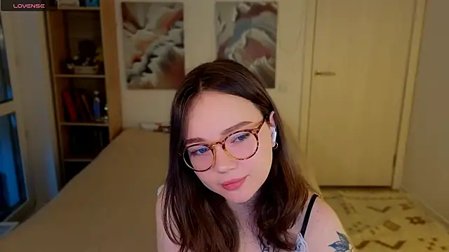 MilenaSaint online show from 16, 4, 2026