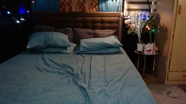 xheavenlytrans online show from 3, 10, 2025