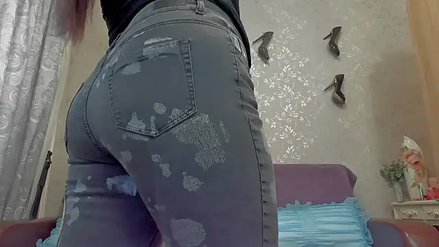 emilianna666 online show from 10, 12, 2024