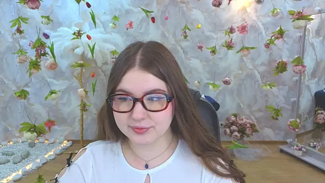 NicoleFoxery online show from 12, 4, 2026