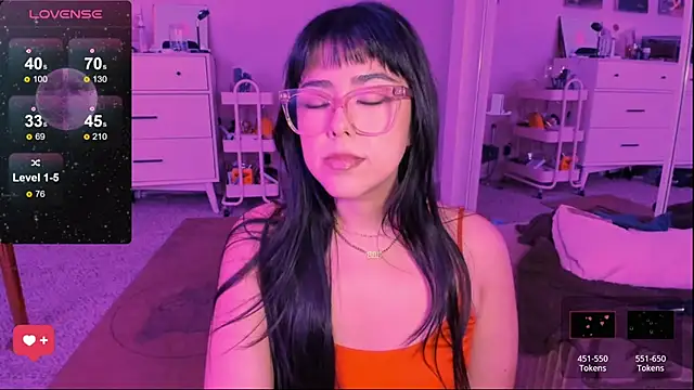 Evie-Luna online show from 2, 3, 2025