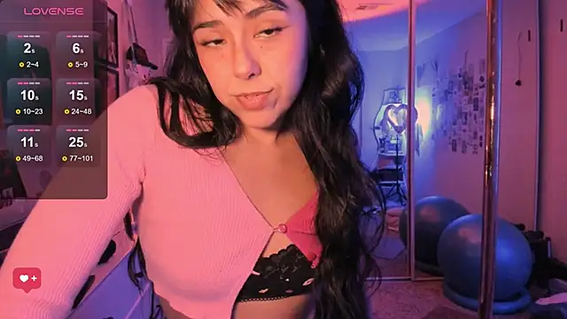 Evie-Luna online show from 16, 10, 2025