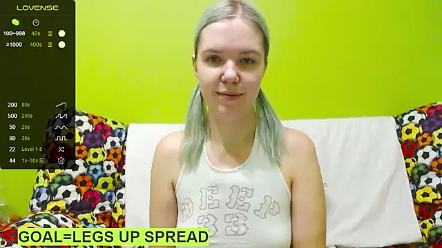 Snapshot of Ultra_Meow chatting on 11, 2, 2025 Ultra Meow online show from 11, 2, 2025