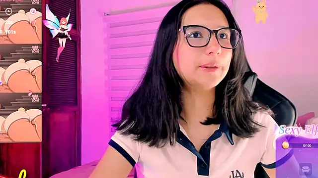 Snapshot of Luniverse chatting on 3, 2, 2025 Luniverse online show from 3, 2, 2025