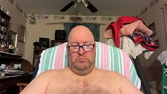 Snapshot of Drwhocares chatting on 29, 7, 2026 Drwhocares online show from 29, 7, 2026